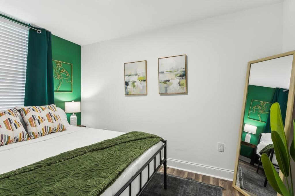 Apartment Chic 5br Oasis In Nola's Heart *