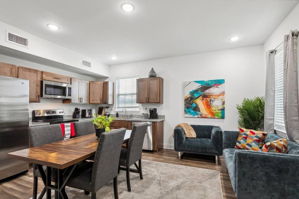 Apartment Chic 5br Oasis In Nola's Heart New Orleans